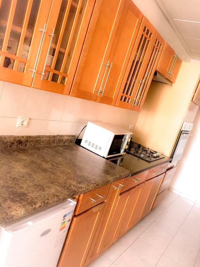 Fully Equipped 3-Bedroom Apt In Downtown Praia Dış mekan fotoğraf